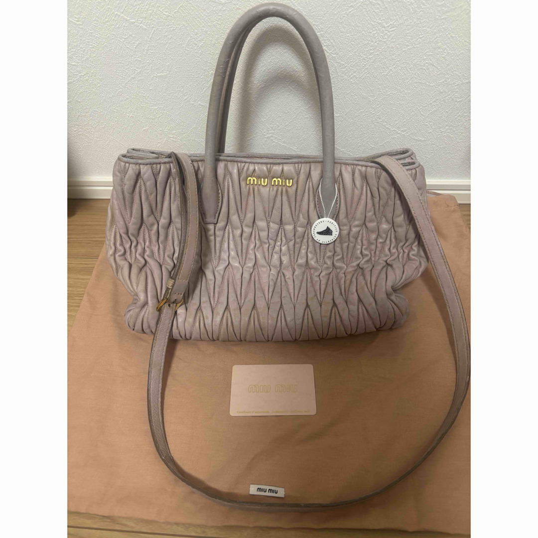 あんしん鑑定済!miumiu マテラッセ 2way ピンクベージュ リペア済 あんしん鑑定済!miumiu マテラッセ 2way ピンクベージュ リペア済
