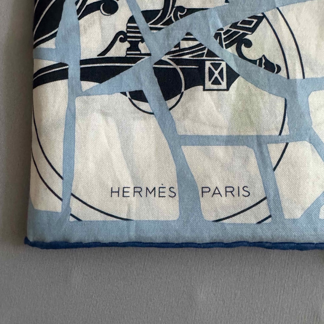 新品】HERMES カレ65 エクスリブリス アン モザイク スカーフ 紺 新品】HERMES カレ65 エクスリブリス アン モザイク スカーフ 紺