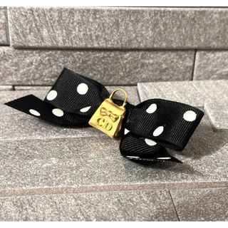 Christian Dior(リボン ・ ブローチ/コサージュ)のフリマ Christian Dior(リボン ・ ブローチ/コサージュ)のフリマ