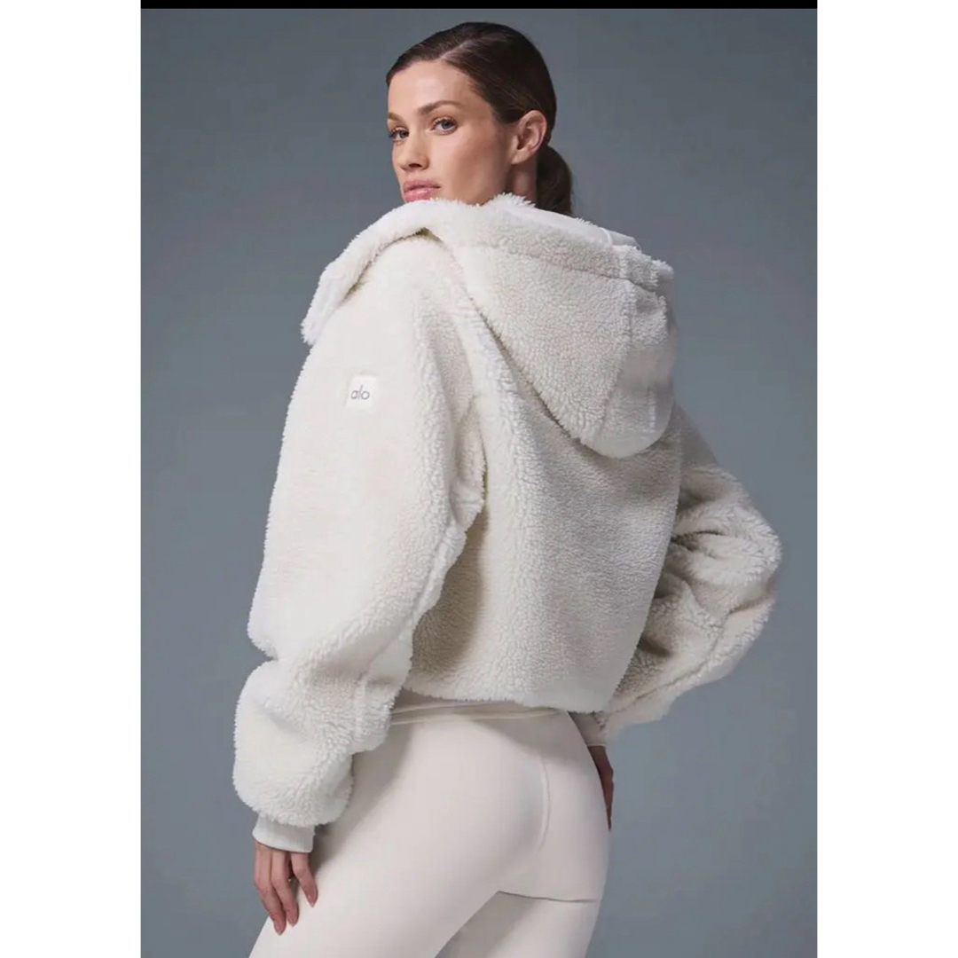 lululemon - 【新品未使用 日本未入荷】alo yoga フリース lululemon - 【新品未使用 日本未入荷】alo yoga フリース