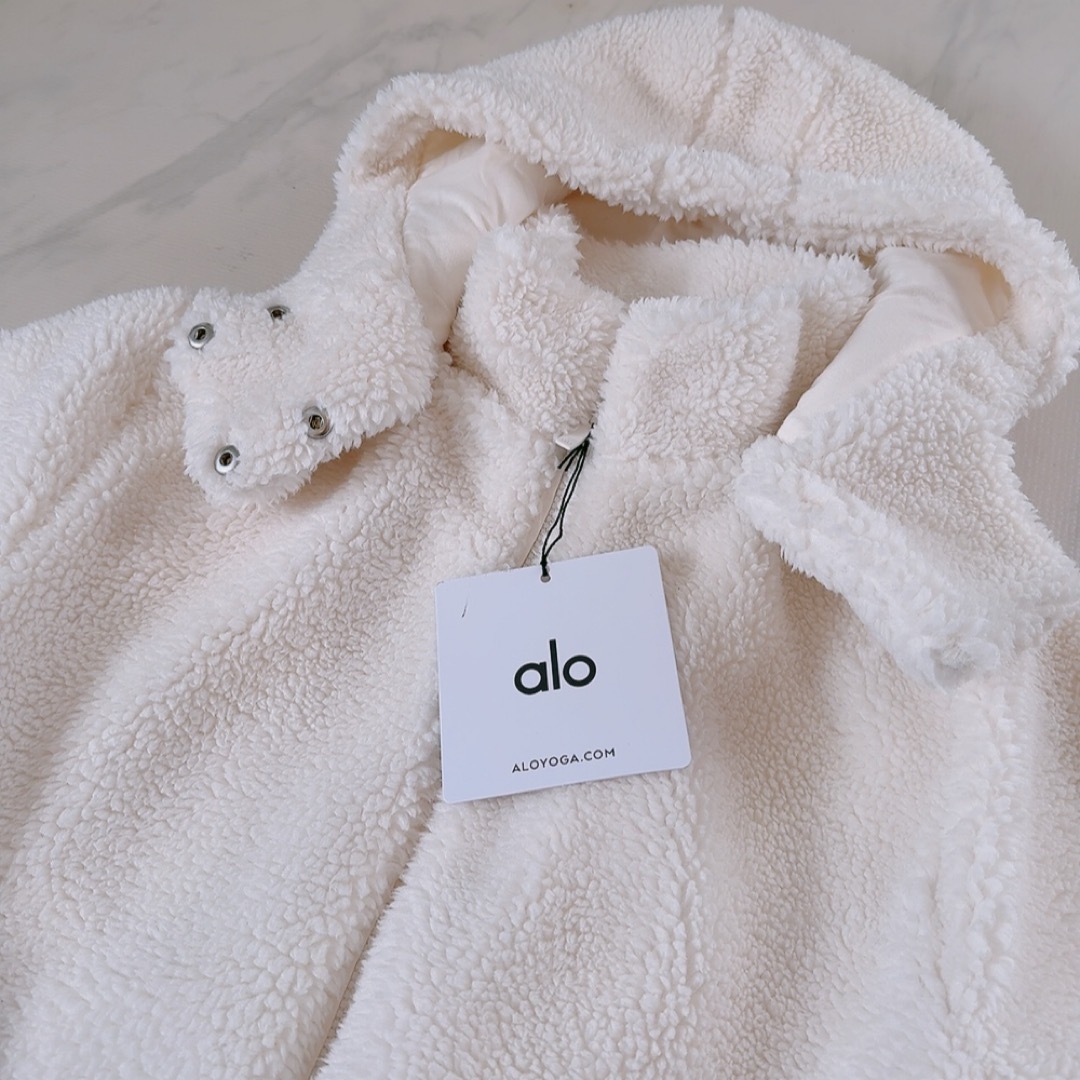 lululemon - 【新品未使用 日本未入荷】alo yoga フリース lululemon - 【新品未使用 日本未入荷】alo yoga フリース