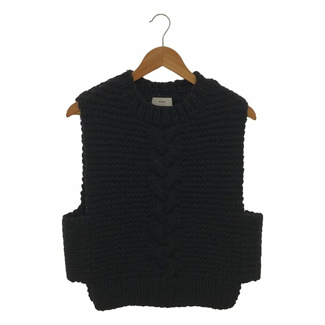 HYKE / ハイク | CABLE-KNIT CROPPED VEST ケーブルニットベスト HYKE / ハイク | CABLE-KNIT CROPPED VEST ケーブルニットベスト