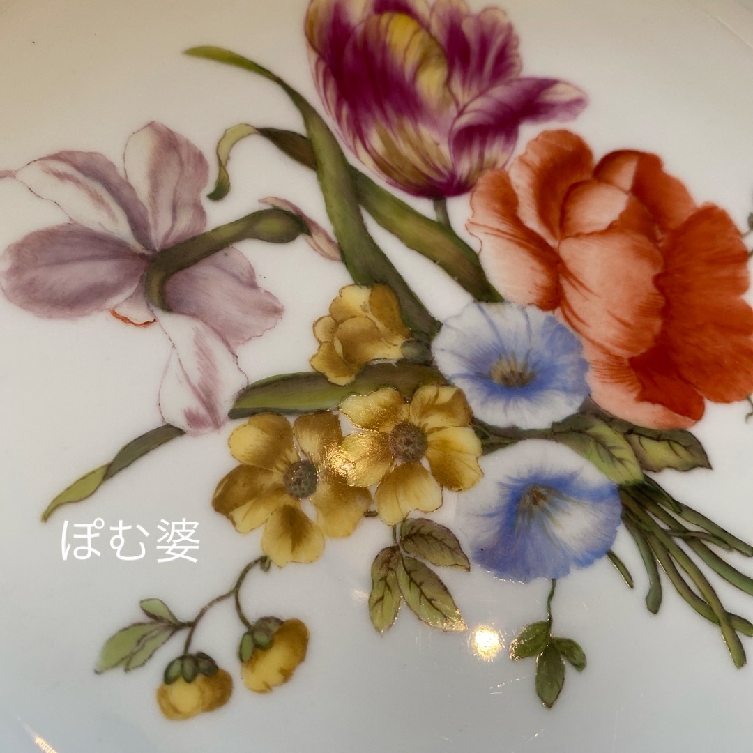 古マイセン】マルコリーニの花/色彩に深みと陰影のある花の 古マイセン】マルコリーニの花/色彩に深みと陰影のある花の