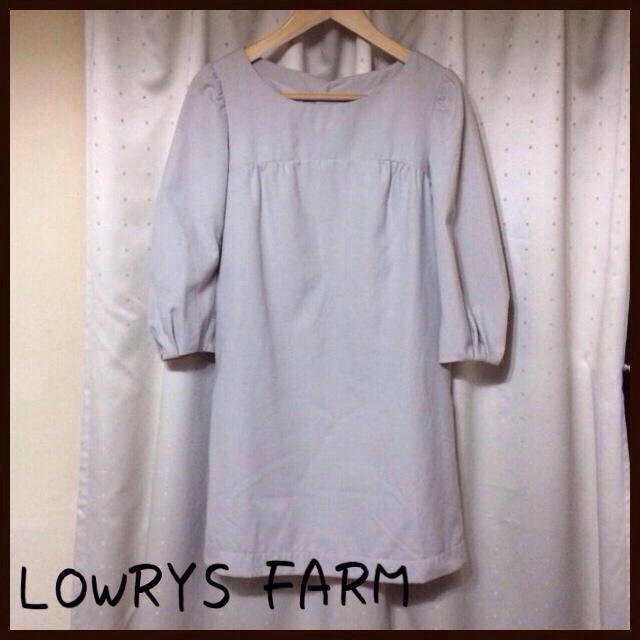 LOWRYS FARM(ローリーズファーム)のパフ袖Aラインワンピ レディースのワンピース(ひざ丈ワンピース)の商品写真