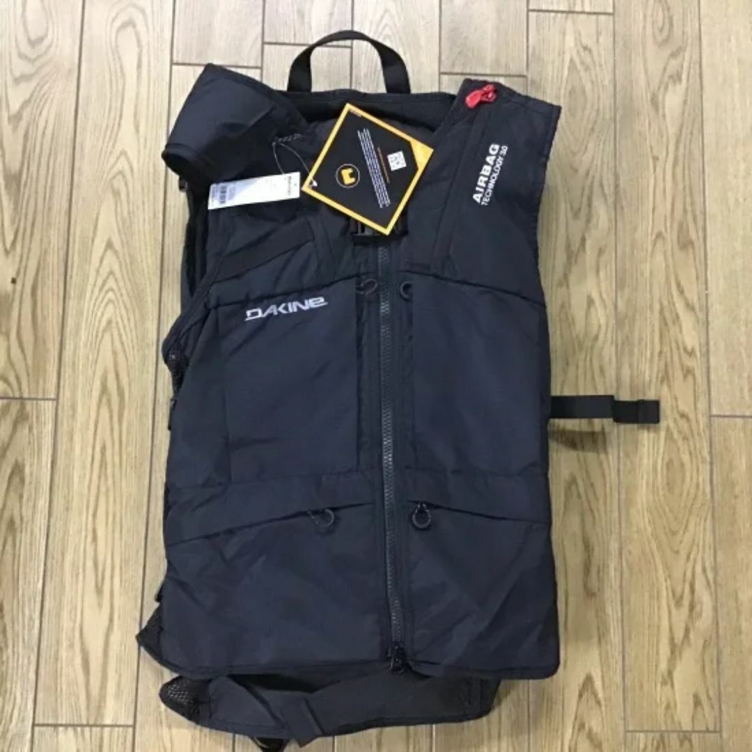 Amazon | Dakine Poacher Ras ベスト - ブラック、M/L, ブラック