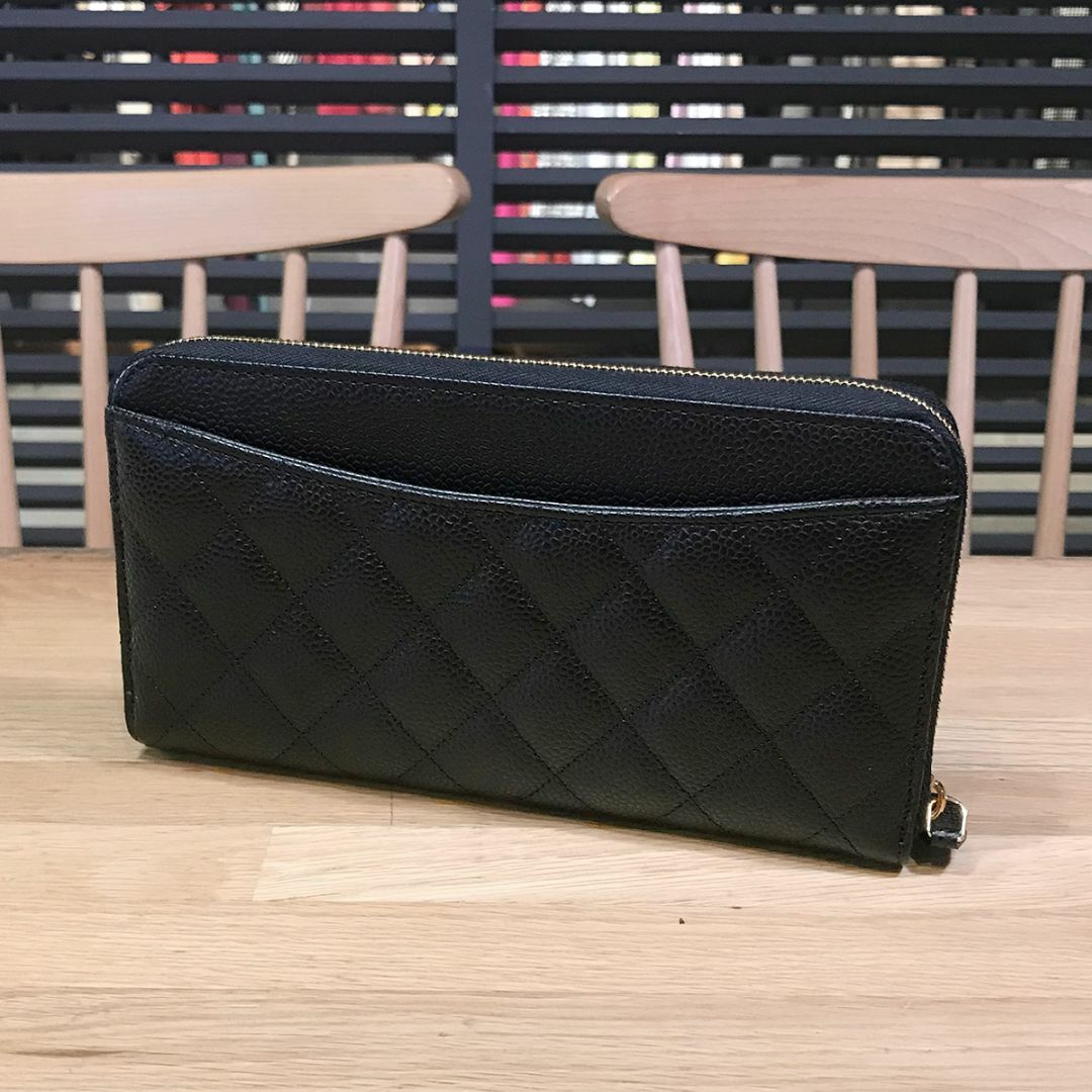 CHANEL - 新品同様 シャネル マトラッセ ラウンドファスナー長 CHANEL - 新品同様 シャネル マトラッセ ラウンドファスナー長