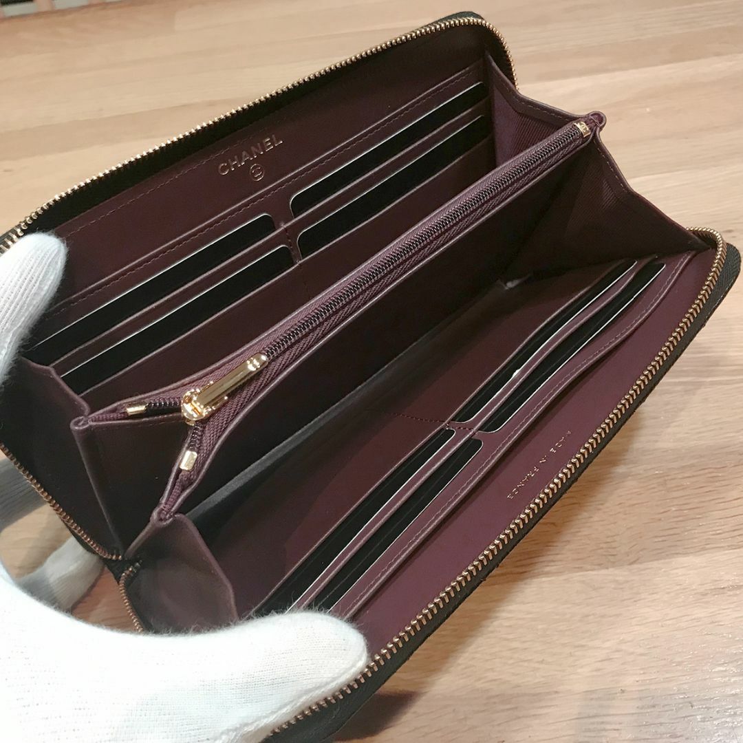 CHANEL - 新品同様 シャネル マトラッセ ラウンドファスナー長 CHANEL - 新品同様 シャネル マトラッセ ラウンドファスナー長