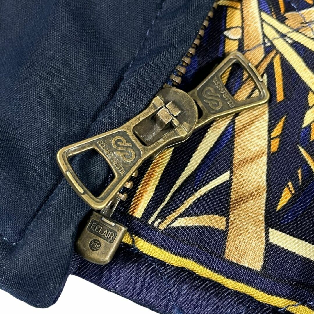HERMES - HERMES エルメス ネイビー面シルク100% リバーシブル HERMES - HERMES エルメス ネイビー面シルク100% リバーシブル