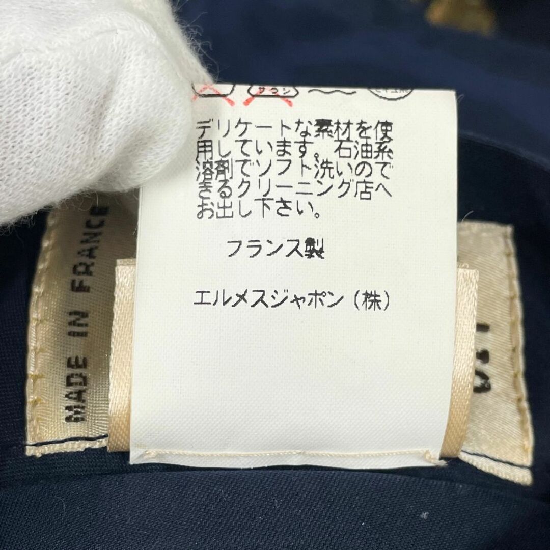 HERMES - HERMES エルメス ネイビー面シルク100% リバーシブル HERMES - HERMES エルメス ネイビー面シルク100% リバーシブル