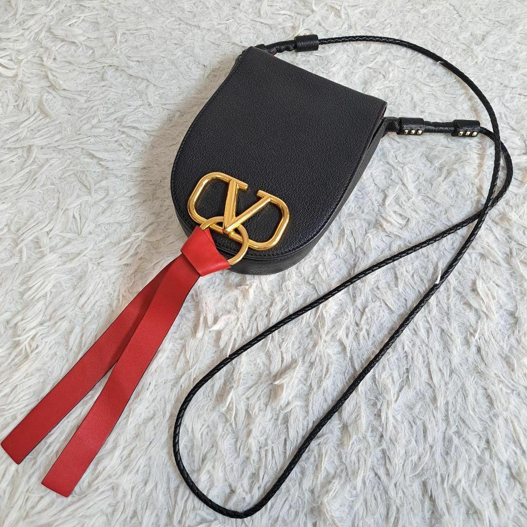 VALENTINO スモール サドル ハンドバッグ 美品✨ヴァレンティノガラヴァー二 Vリング スモールサドル