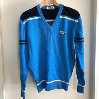 フィラ(FILA)のフィラ　ヴィンテージ　Ｖネック　ブルー　90年代　古着(ニット/セーター)