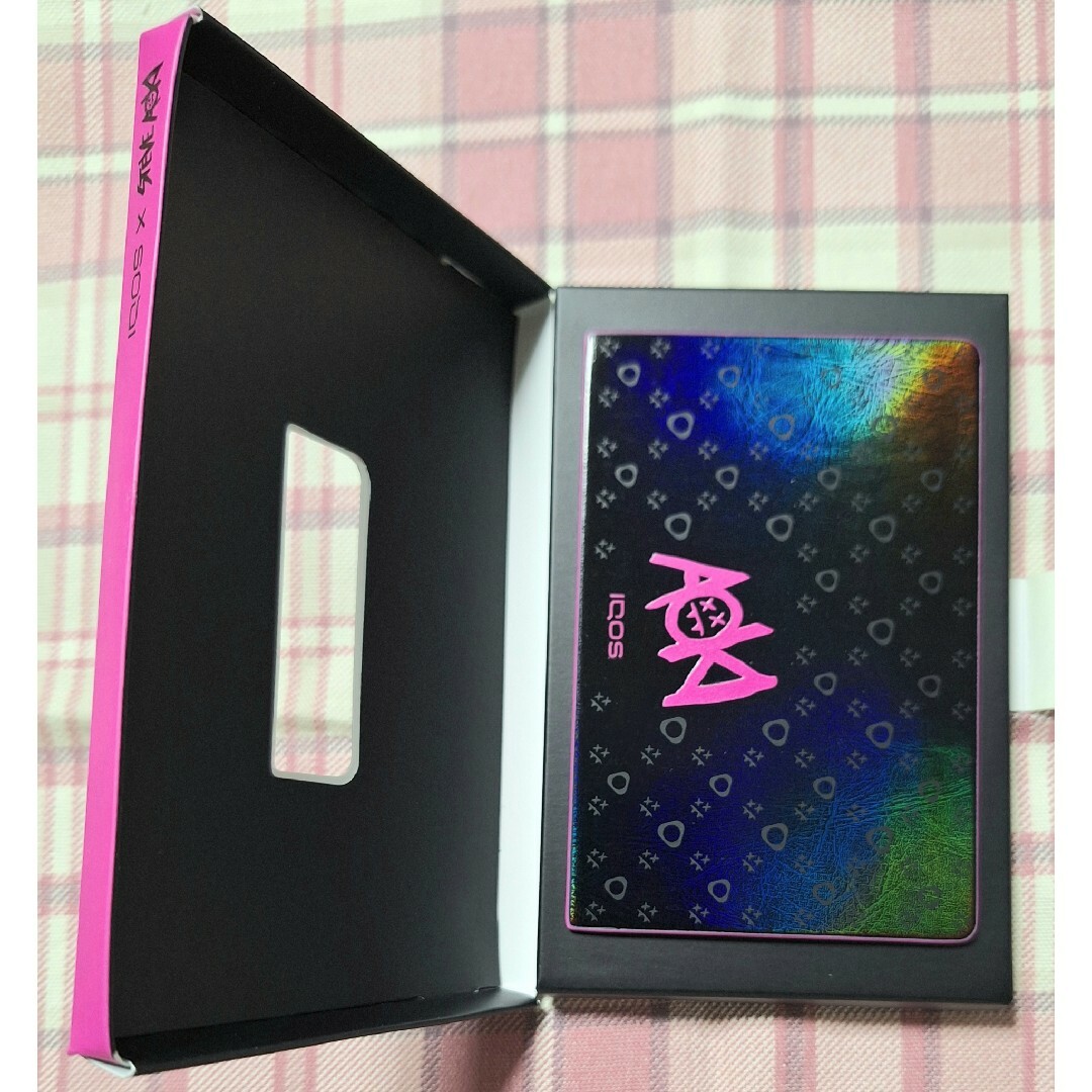 IQOSイルマ i プライム×Steve Aoki限定ラップカバーブラックピンク IQOSイルマ i プライム×Steve Aoki限定ラップカバーブラックピンク