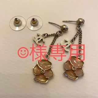 CHANEL(フラワー ・ ピアス)のフリマアイテム一覧 CHANEL(フラワー ・ ピアス)のフリマアイテム一覧