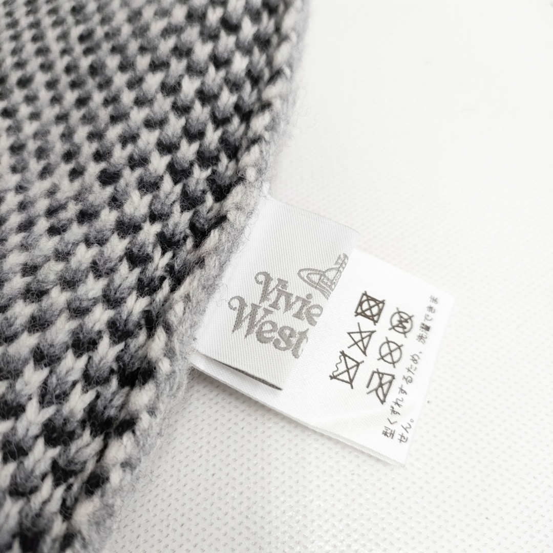 Vivienne Westwood - Vivienne Westwood 耳当て ポンポン ムーンバット ウール 帽子 ニット帽 ニットキャップ グレー ブラック レディース ヴィヴィアンウエストウッド【中古】4-1206T◎の通販 by ブランド古着の専門店gee,jee| ヴィヴィアンウエストウッドならラクマ Vivienne Westwood - Vivienne Westwood 耳当て ポンポン ムーンバット ウール 帽子 ニット帽 ニットキャップ グレー ブラック レディース ヴィヴィアンウエストウッド【中古】4-1206T◎の通販 by ブランド古着の専門店gee,jee| ヴィヴィアンウエストウッドならラクマ