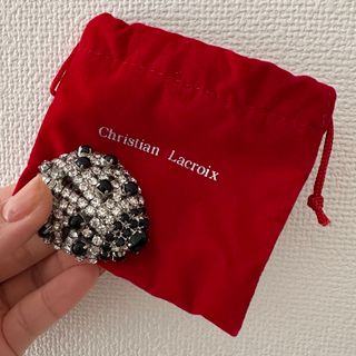 Christian Lacroix(アクセサリー)のフリマアイテム一覧 Christian Lacroix(アクセサリー)のフリマアイテム一覧