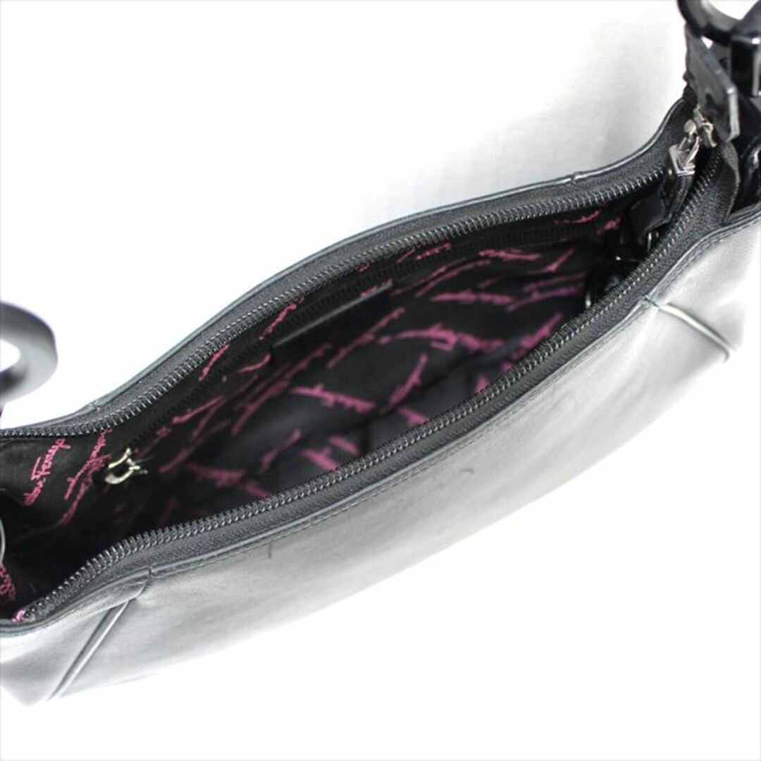 SalvatoreFerragamo(サルバトーレフェラガモ) ショルダーバッグ SalvatoreFerragamo(サルバトーレフェラガモ) ショルダーバッグ