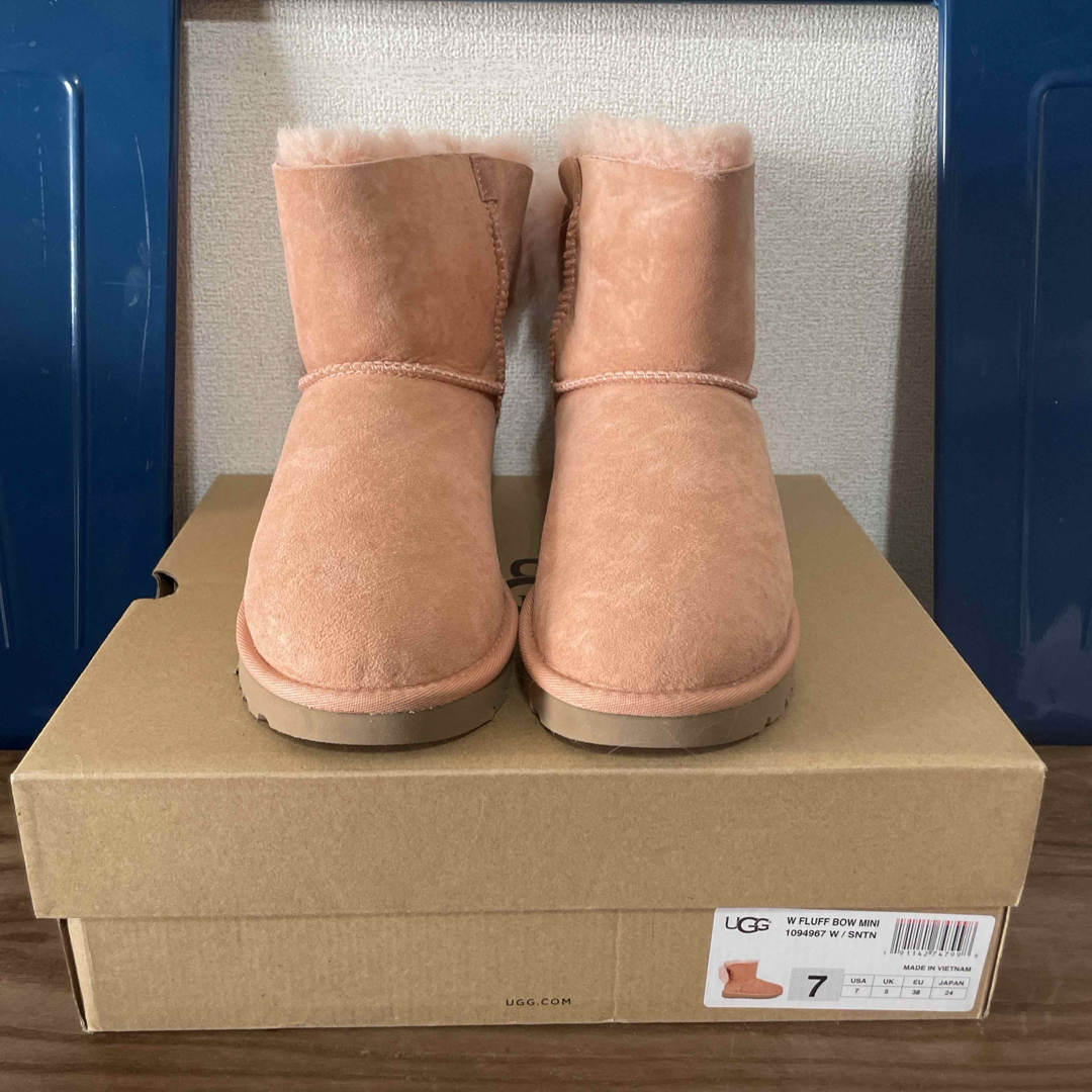 新品未使用 アグ UGG ムートンブーツ ピンク 新品未使用 アグ UGG ムートンブーツ ピンク