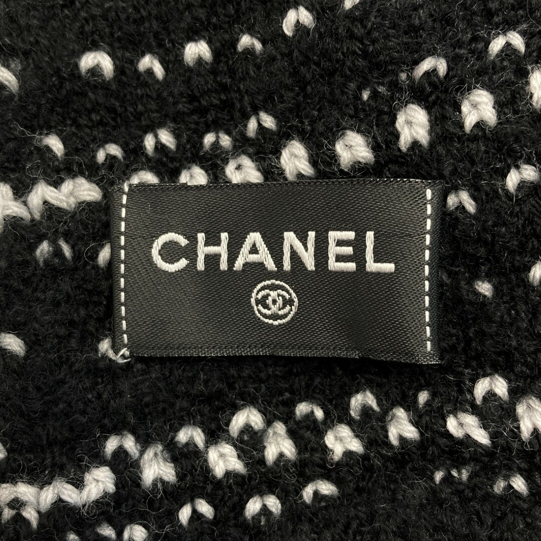 CHANEL - CHANEL シャネル ココマーク ポケット付き マフラー CHANEL - CHANEL シャネル ココマーク ポケット付き マフラー