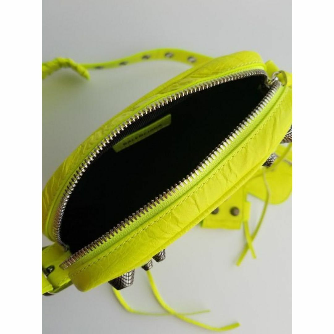国内完売 BALENCIAGA LE CAGOLE クロスボディバッグ 国内完売 BALENCIAGA LE CAGOLE クロスボディバッグ