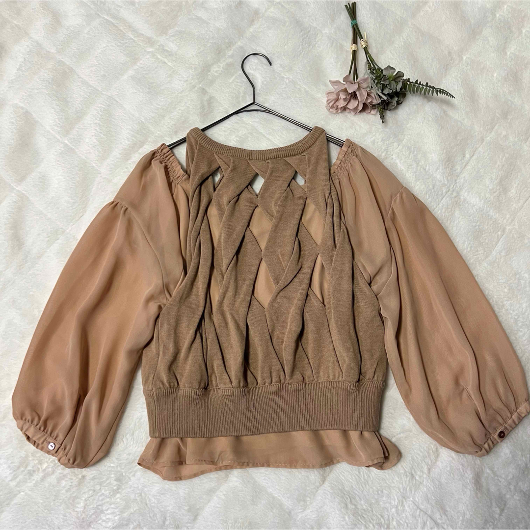 Ameri VINTAGE(アメリヴィンテージ)のAmeriアメリヴィンテージ　編みニット&シアーブラウストップセット★ベージュ レディースのトップス(シャツ/ブラウス(長袖/七分))の商品写真