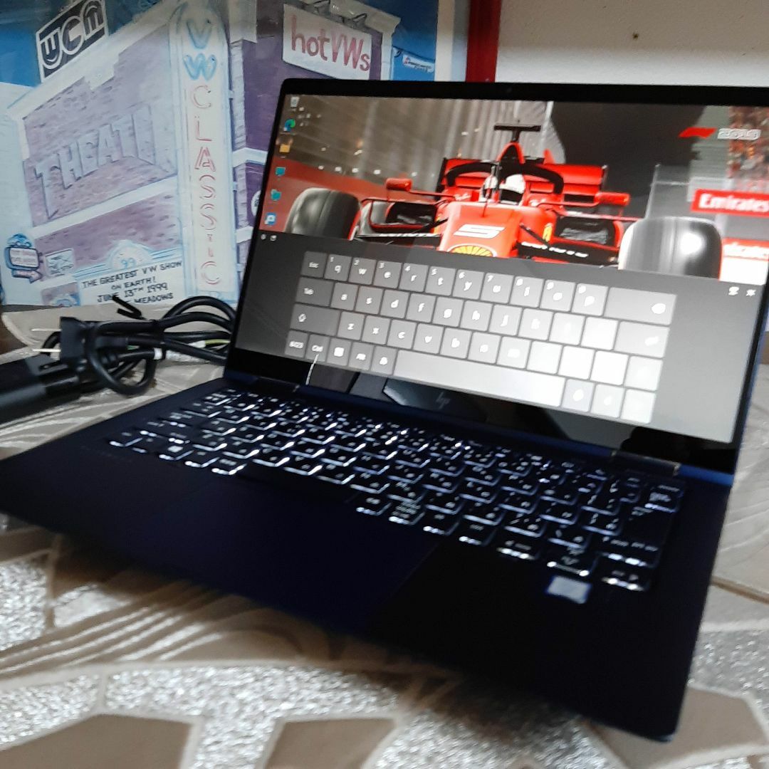 13インチ HP ドラゴンフラ タッチ液晶 8世代 i5 13インチ HP ドラゴンフラ タッチ液晶 8世代 i5
