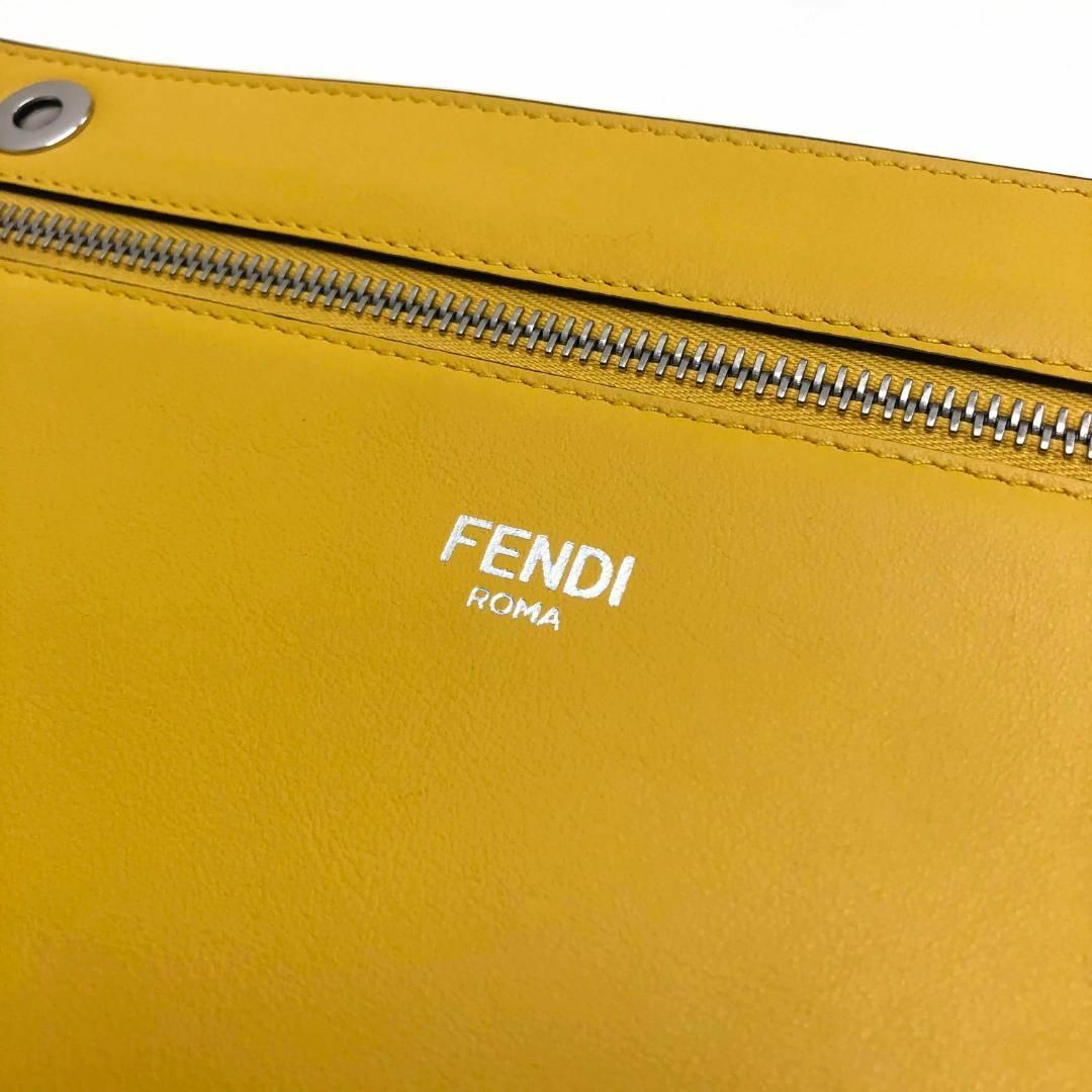 ☆未使用品☆FENDI ズッカ柄 クラッチバッグ ポーチ イエロー レザー ☆未使用品☆FENDI ズッカ柄 クラッチバッグ ポーチ イエロー レザー