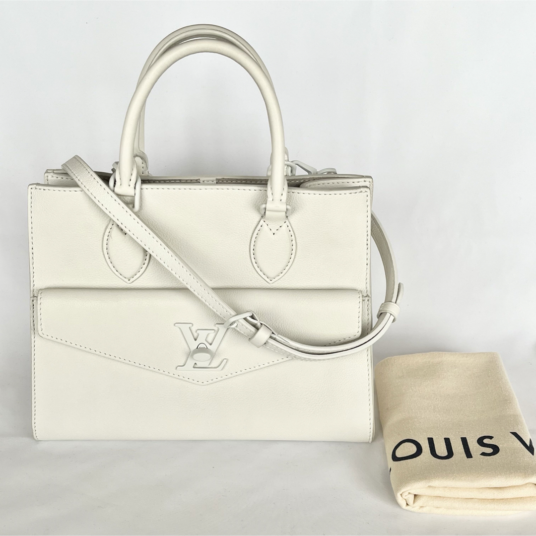 LOUIS VUITTON - 【美品】 ルイヴィトン ロックミー トート PM LOUIS VUITTON - 【美品】 ルイヴィトン ロックミー トート PM