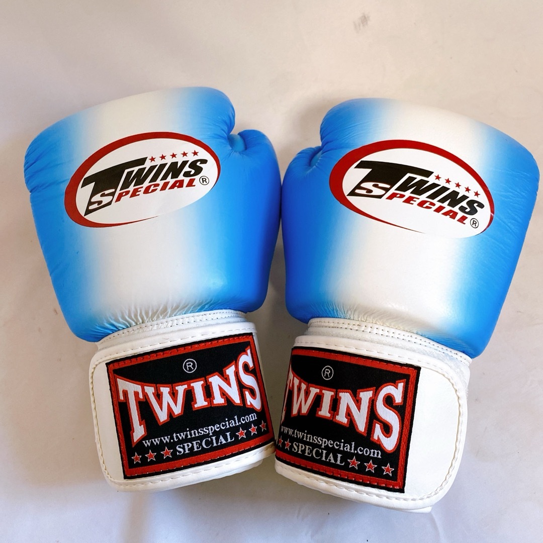 ツインズ - TWINS ツインズ ボクシンググローブ 8oz 8オンス ツインズ - TWINS ツインズ ボクシンググローブ 8oz 8オンス