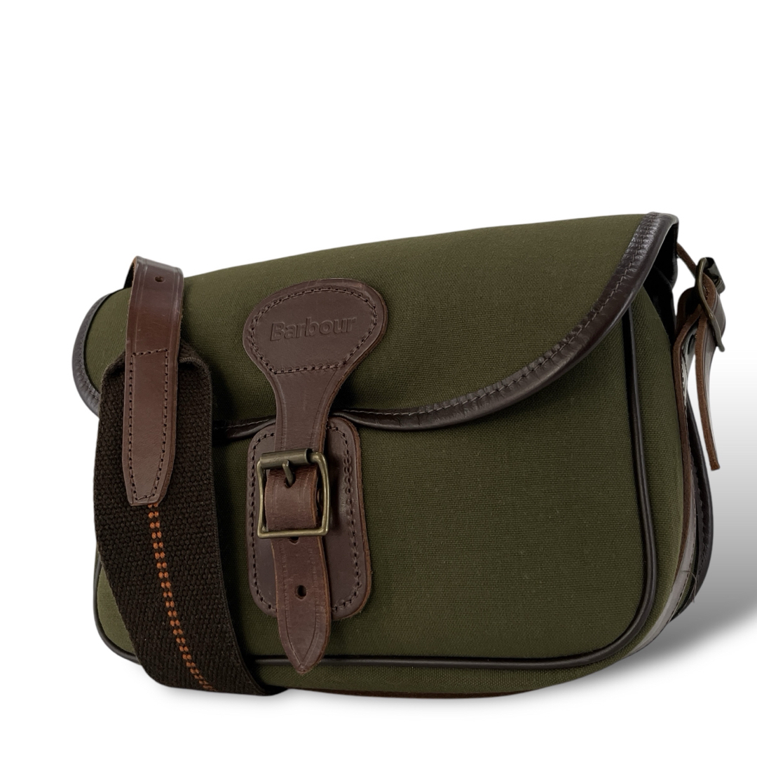Barbour - バブアー ショルダーバッグ フィッシングバッグ ロゴ Barbour - バブアー ショルダーバッグ フィッシングバッグ ロゴ