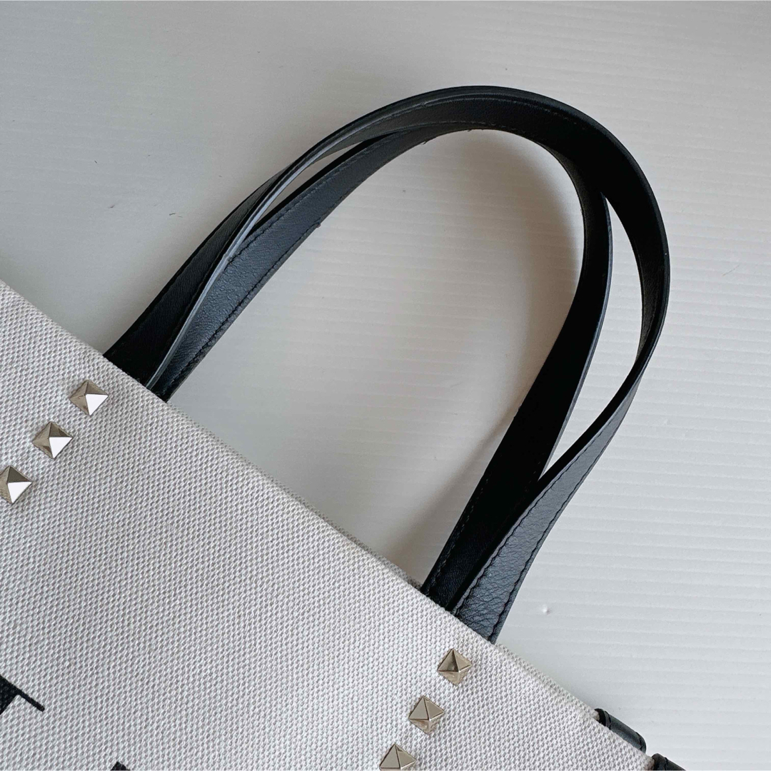 VALENTINO - VALENTINO ヴァレンティノ トートバッグ VALENTINO - VALENTINO ヴァレンティノ トートバッグ