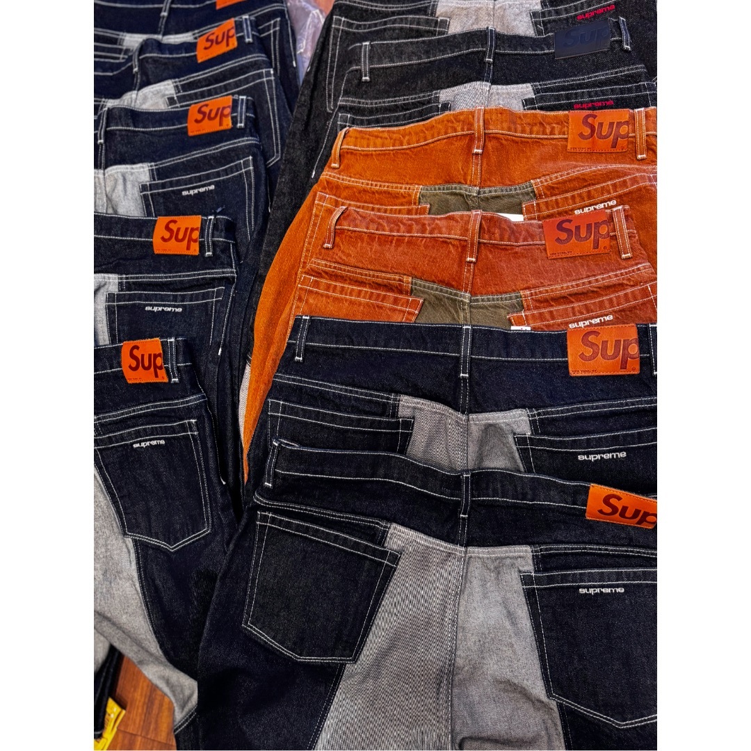 Supreme シュプリーム Baggy Jean Black 30 24FW - パンツ Supreme シュプリーム Baggy Jean Black 30 24FW - パンツ