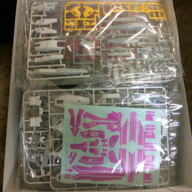 BANDAI(バンダイ)のΖガンダム3号機 エンタメ/ホビーのおもちゃ/ぬいぐるみ(模型/プラモデル)の商品写真