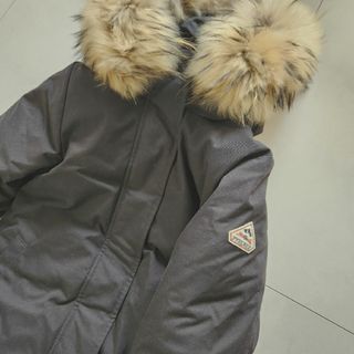 Pyrenex(ダウンジャケット ・ ブラック/黒色系)のフリマ Pyrenex(ダウンジャケット ・ ブラック/黒色系)のフリマ