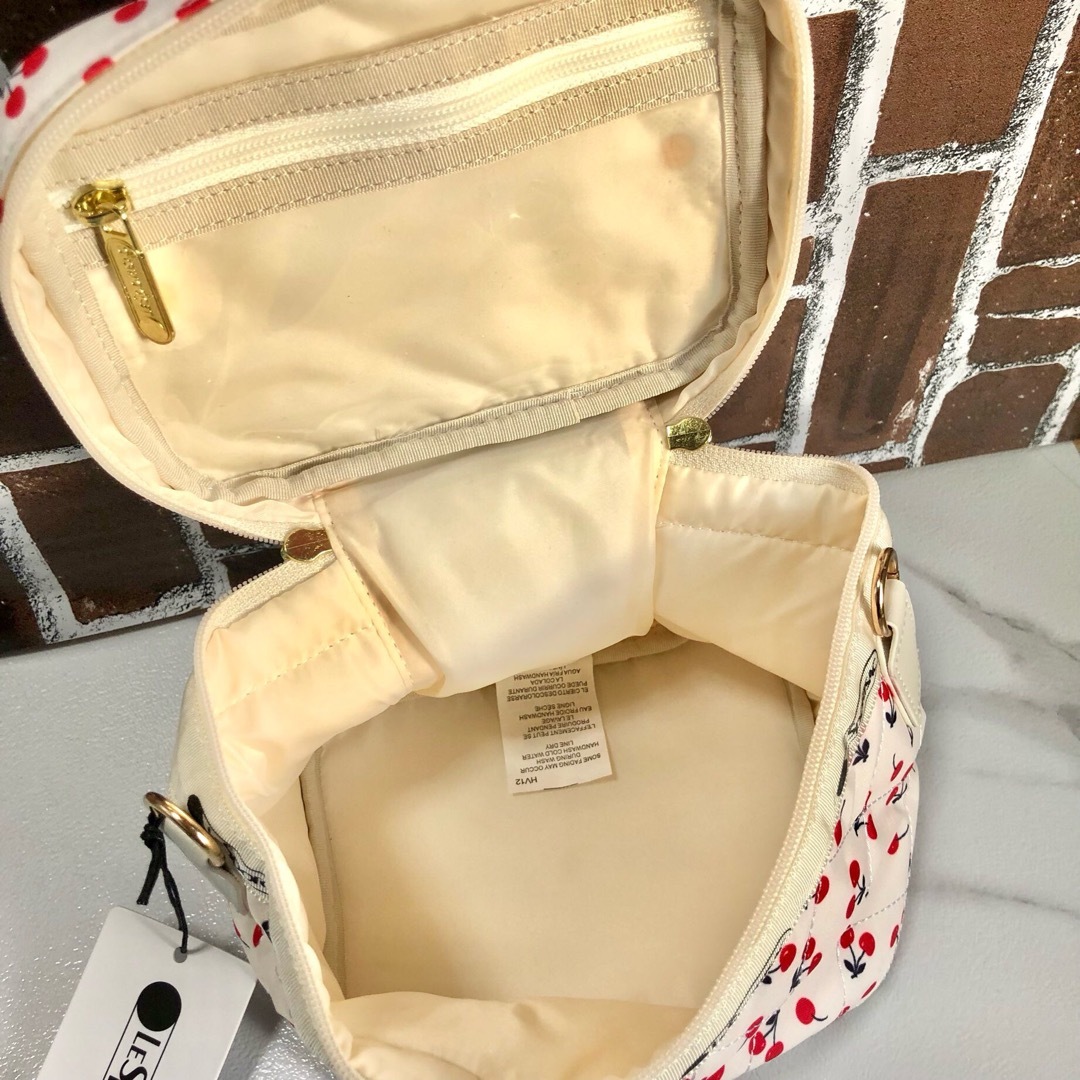 LeSportsac - 【完売品】LeSportsac 神崎恵 コラボ ショルダー LeSportsac - 【完売品】LeSportsac 神崎恵 コラボ ショルダー