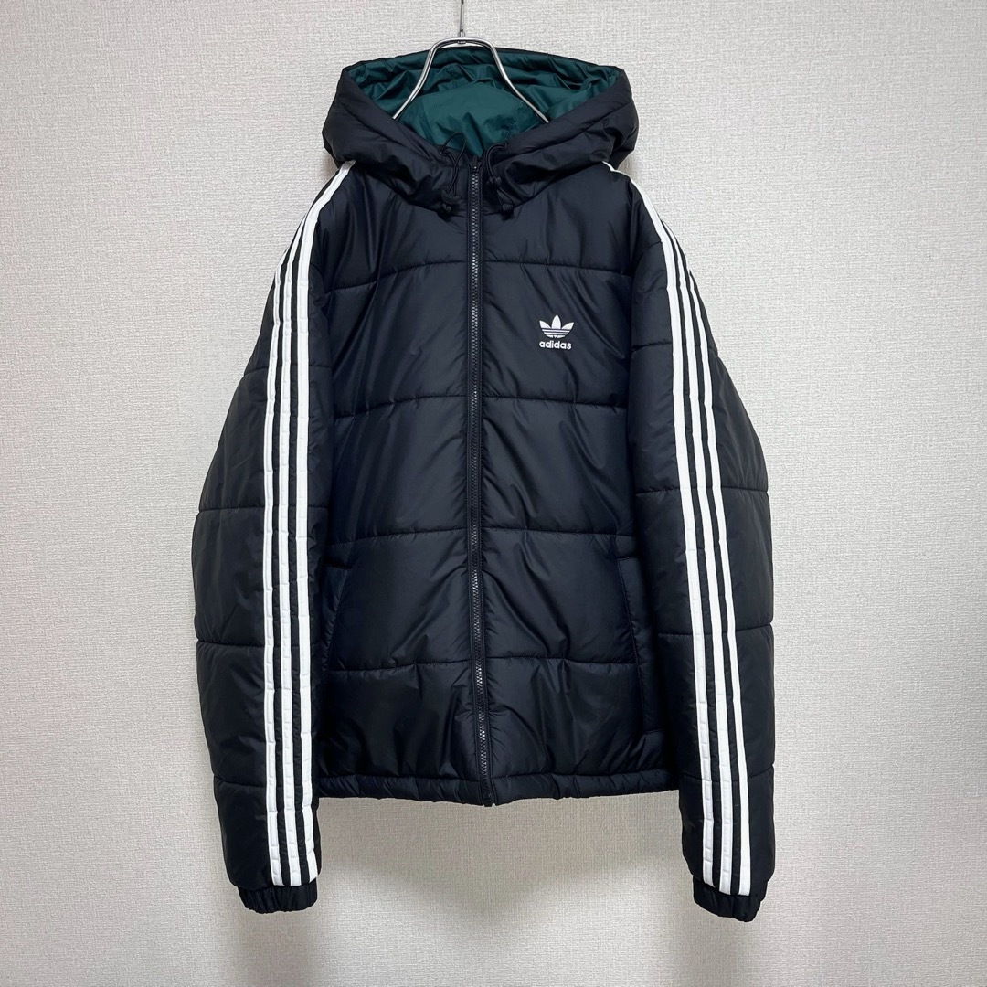 美品 adidas 中綿ナイロンジャケット リバーシブル 黒×緑 でか 美品 adidas 中綿ナイロンジャケット リバーシブル 黒×緑 でか