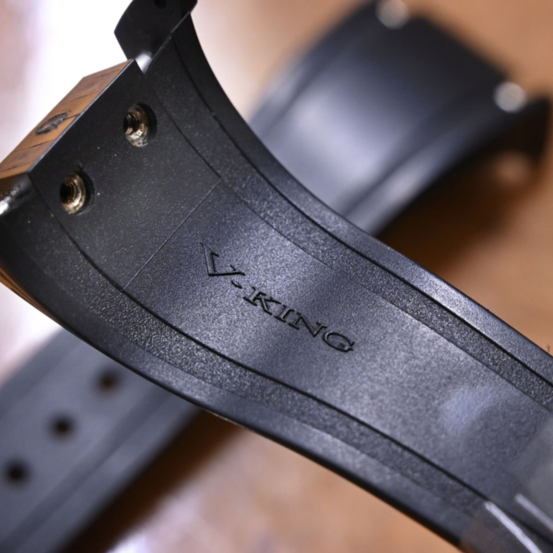 本物 超美品 ヨルグイゼック 純正品 ハイゼック V-KING ラバーベルト ブラック 17mm幅 腕時計 ウォッチ バンド ストラップ JORG HYSEKの通販 by セルバイ|ラクマ 本物 超美品 ヨルグイゼック 純正品 ハイゼック V-KING ラバーベルト ブラック 17mm幅 腕時計 ウォッチ バンド ストラップ JORG HYSEKの通販 by セルバイ|ラクマ
