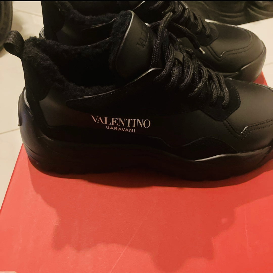 Valentino Garavani ムートン スニーカー GUMBOY 38 Valentino Garavani ムートン スニーカー GUMBOY 38