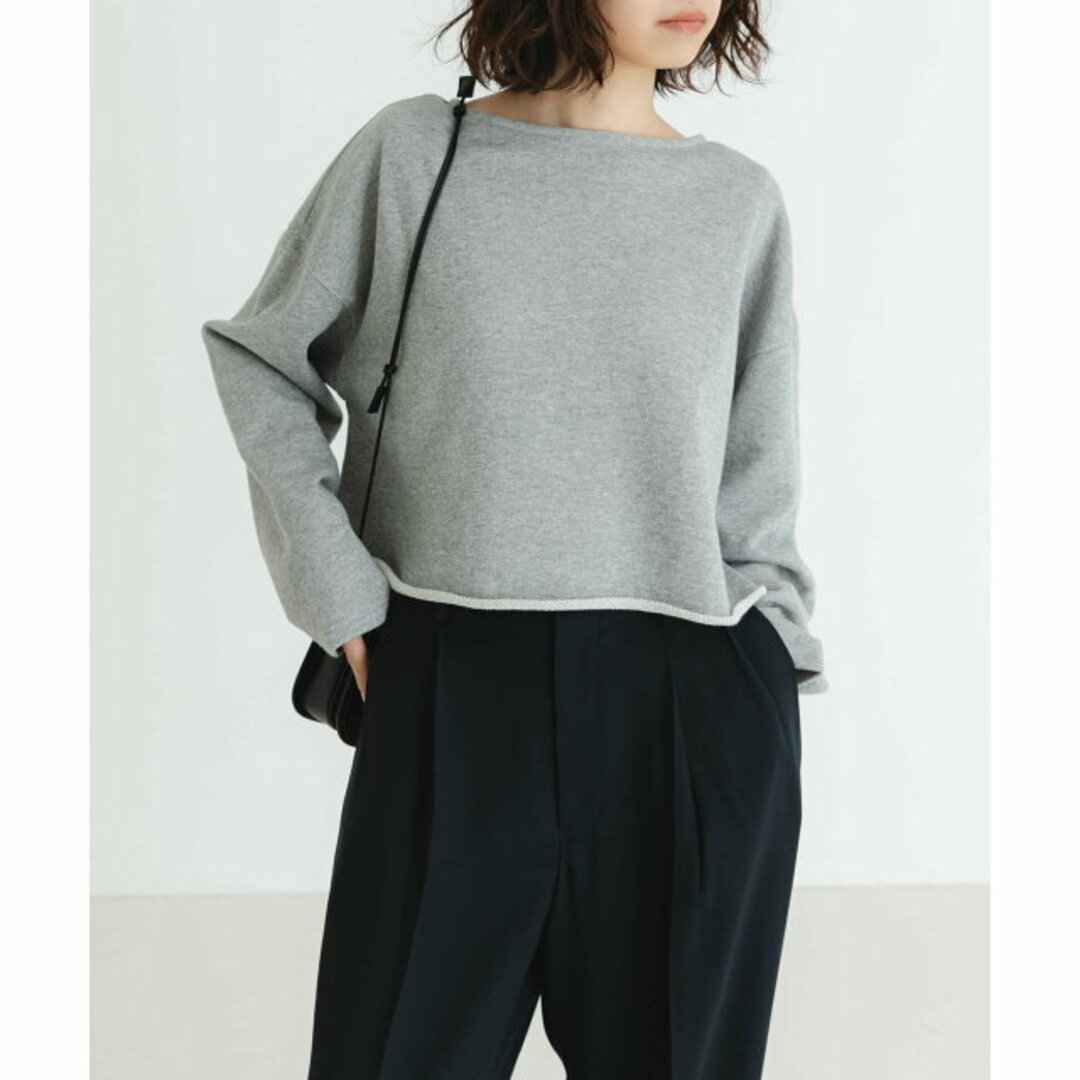 URBAN RESEARCH(アーバンリサーチ)の【GRAY】『MADE IN JAPAN』ショート丈カットオフスウェット レディースのトップス(トレーナー/スウェット)の商品写真