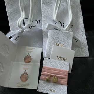 Christian Dior(その他 ・ ゴールド/金色系)のフリマアイテム一覧 Christian Dior(その他 ・ ゴールド/金色系)のフリマアイテム一覧