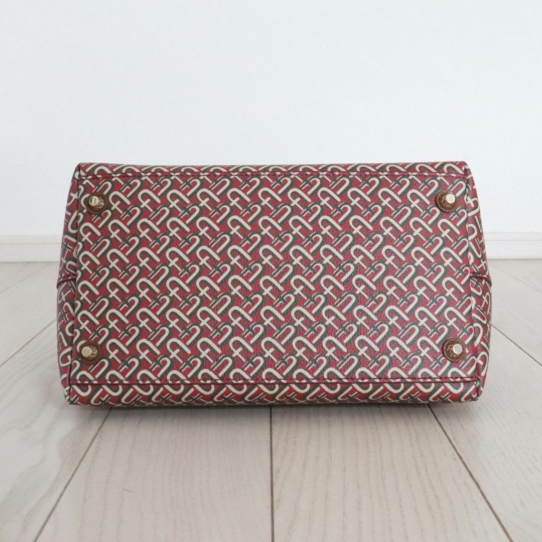 美品 FURLA ミネルヴァ 総柄 2WAY ショルダーバッグ c700 美品 FURLA ミネルヴァ 総柄 2WAY ショルダーバッグ c700 - メルカリ