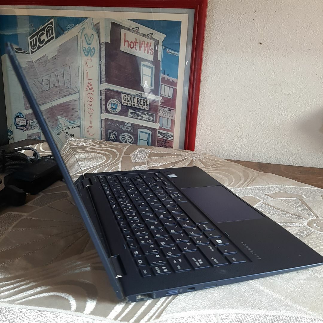 Dragon Fly タッチ液晶 LTE 8世代 i5 256G SSD Dragon Fly タッチ液晶 LTE 8世代 i5 256G SSD