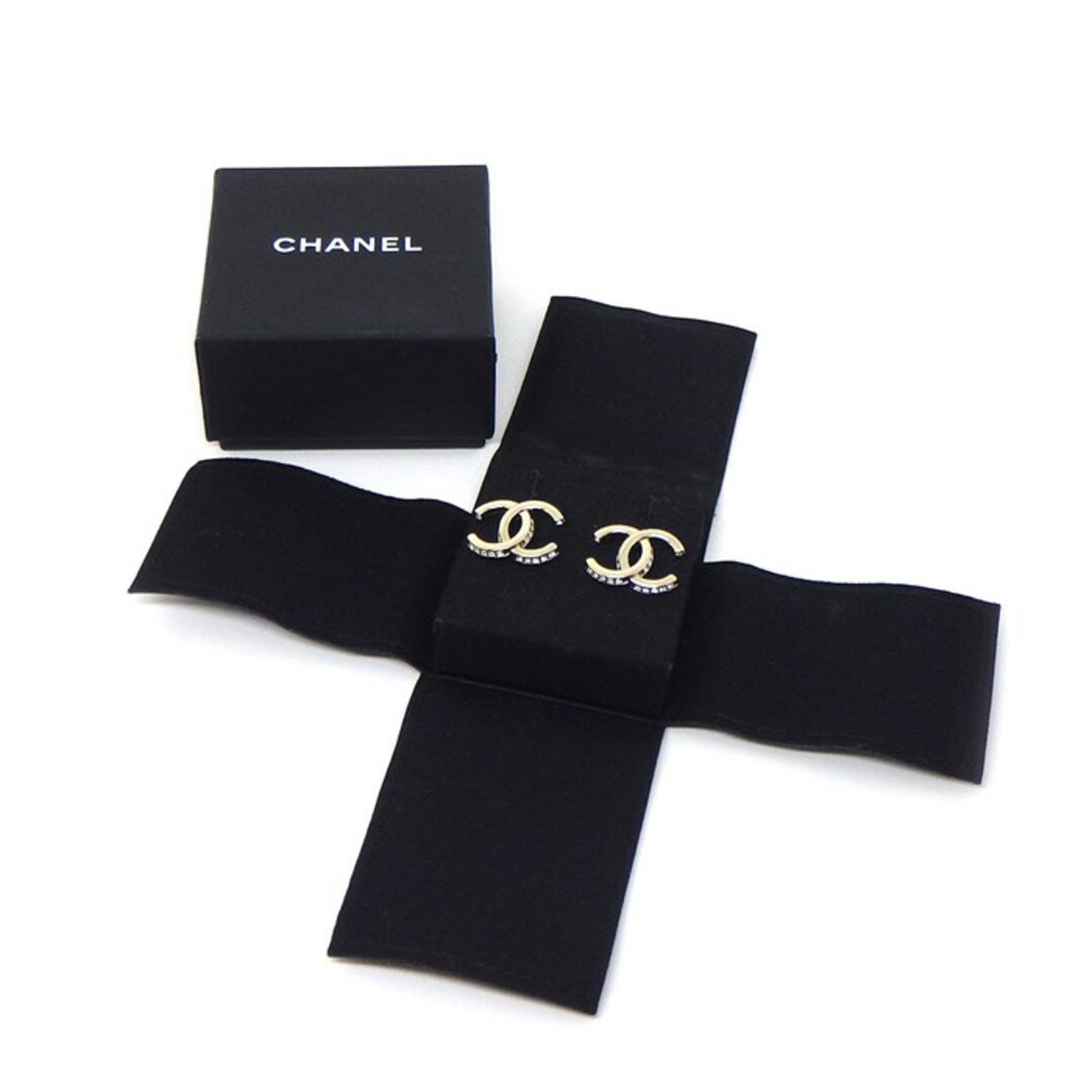 CHANEL - シャネル CHANEL ピアス ココマーク B24/V 2024年製 CHANEL - シャネル CHANEL ピアス ココマーク B24/V 2024年製