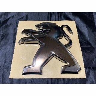 プジョー(Peugeot)の【成約済】プジョー 純正 エンブレム 9673874777 美品(車種別パーツ)
