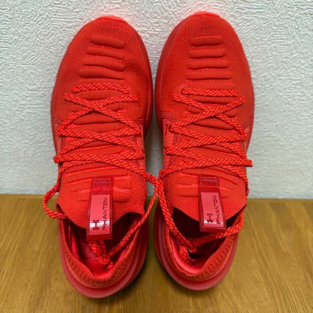 UNDER ARMOUR - 新品 アンダーアーマー ランニングシューズ 赤