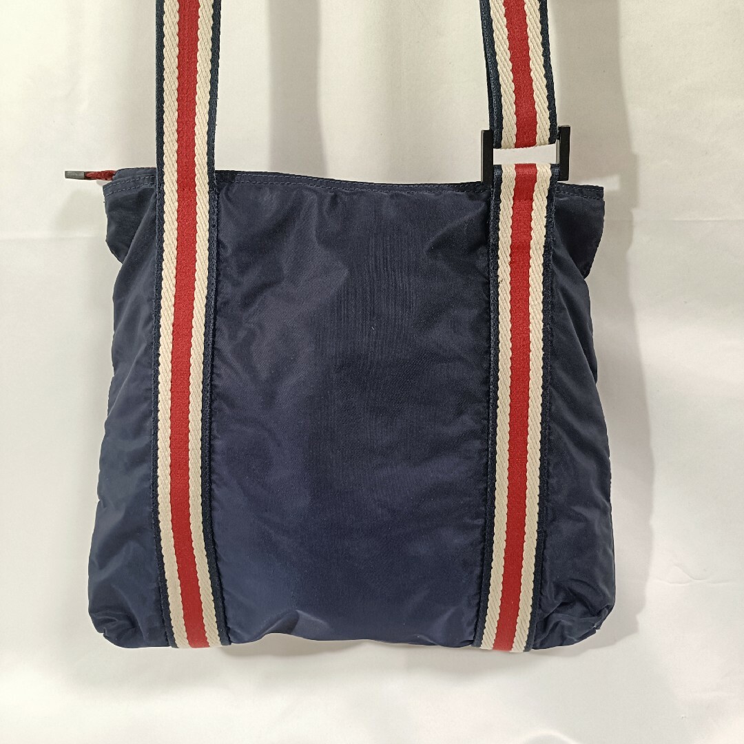 正規品 GUCCI グッチ ナイロン ショルダーバッグ サコッシュ 正規品 GUCCI グッチ ナイロン ショルダーバッグ サコッシュ
