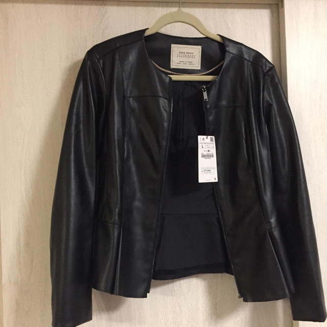 ZARA フェイクレザージャケット