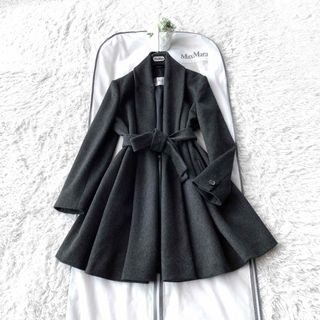 Max Mara - 新品同様‼️最高級 白タグ マックスマーラ キャメル Max Mara - 新品同様‼️最高級 白タグ マックスマーラ キャメル