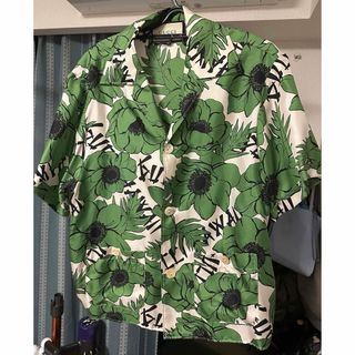 GUCCI(シャツ)のフリマアイテム一覧 GUCCI(シャツ)のフリマアイテム一覧