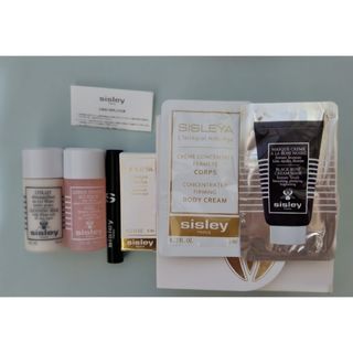 Sisley(サンプル/トライアルキット)のフリマアイテム一覧 Sisley(サンプル/トライアルキット)のフリマアイテム一覧