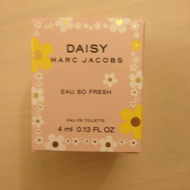 MARC BY MARC JACOBS(マークバイマークジェイコブス)のMARC JACOBS 香水 コスメ/美容の香水(香水(女性用))の商品写真